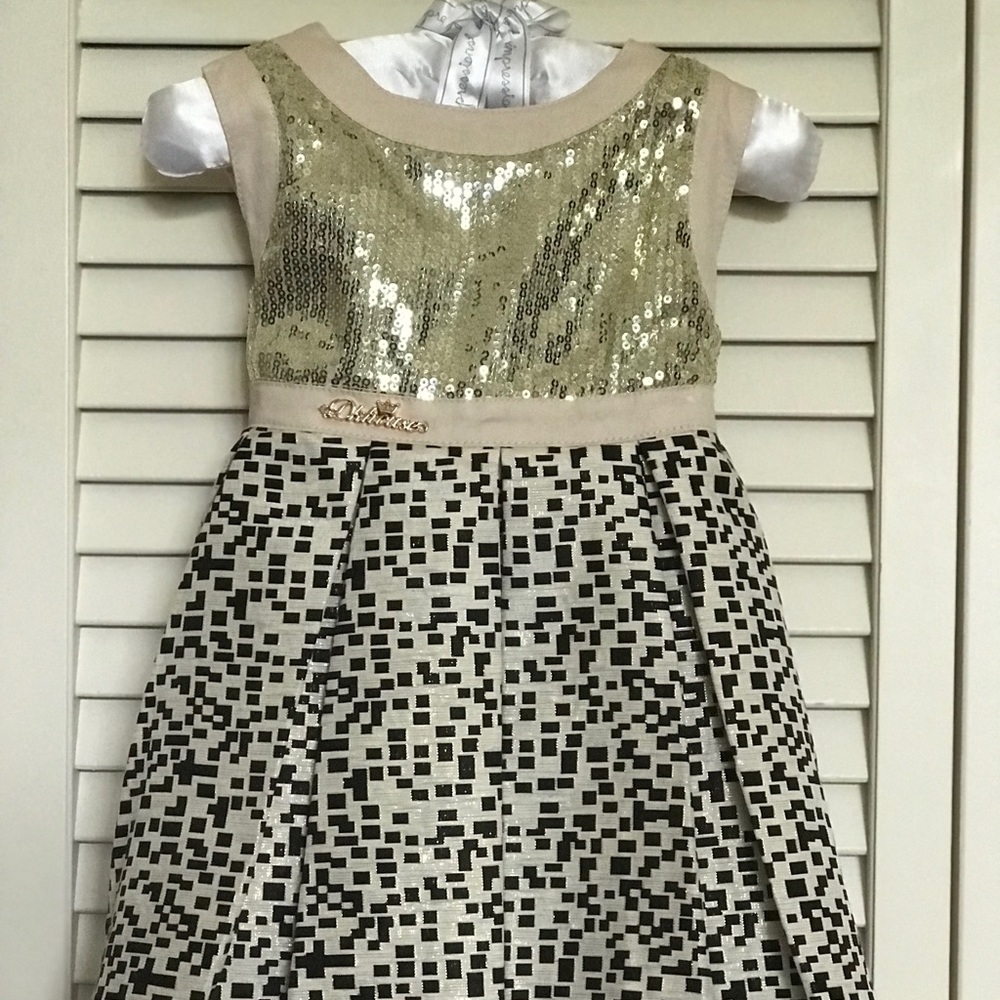 Designed Quality Formal Dress